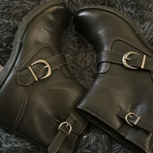 Used once EASTLAND black boots size 11